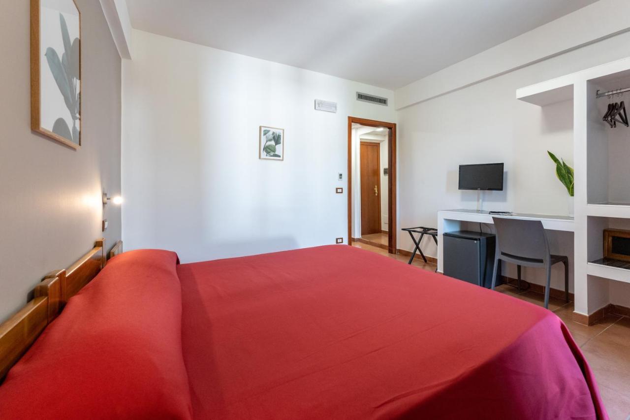 La Terra Dei Sogni Country Hotel Fiumefreddo di Sicilia Quarto foto