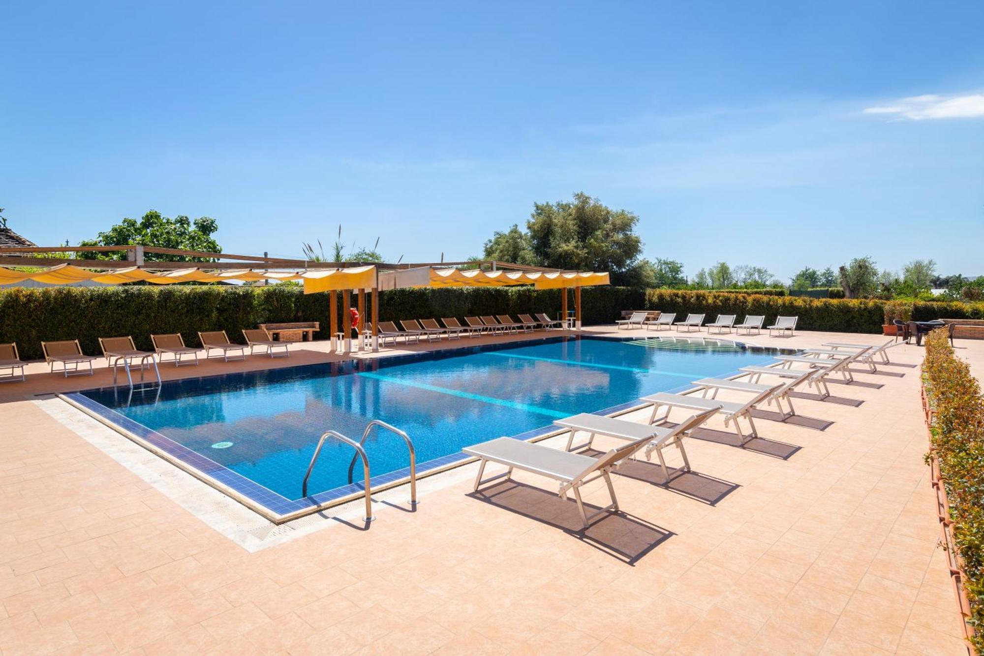 La Terra Dei Sogni Country Hotel Fiumefreddo di Sicilia Quarto foto